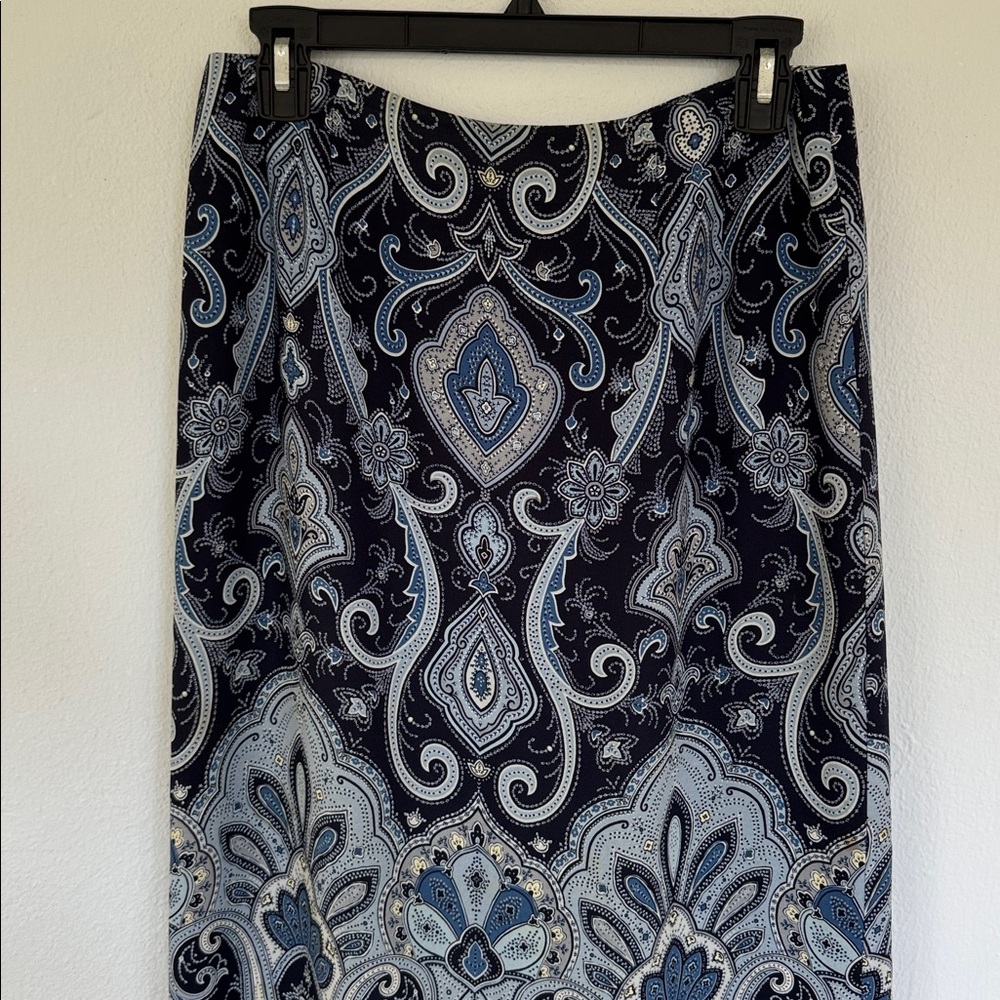Vintage Talbots Pure Silk blue paisley print midi length skirt size 6 - Picture 3 of 13